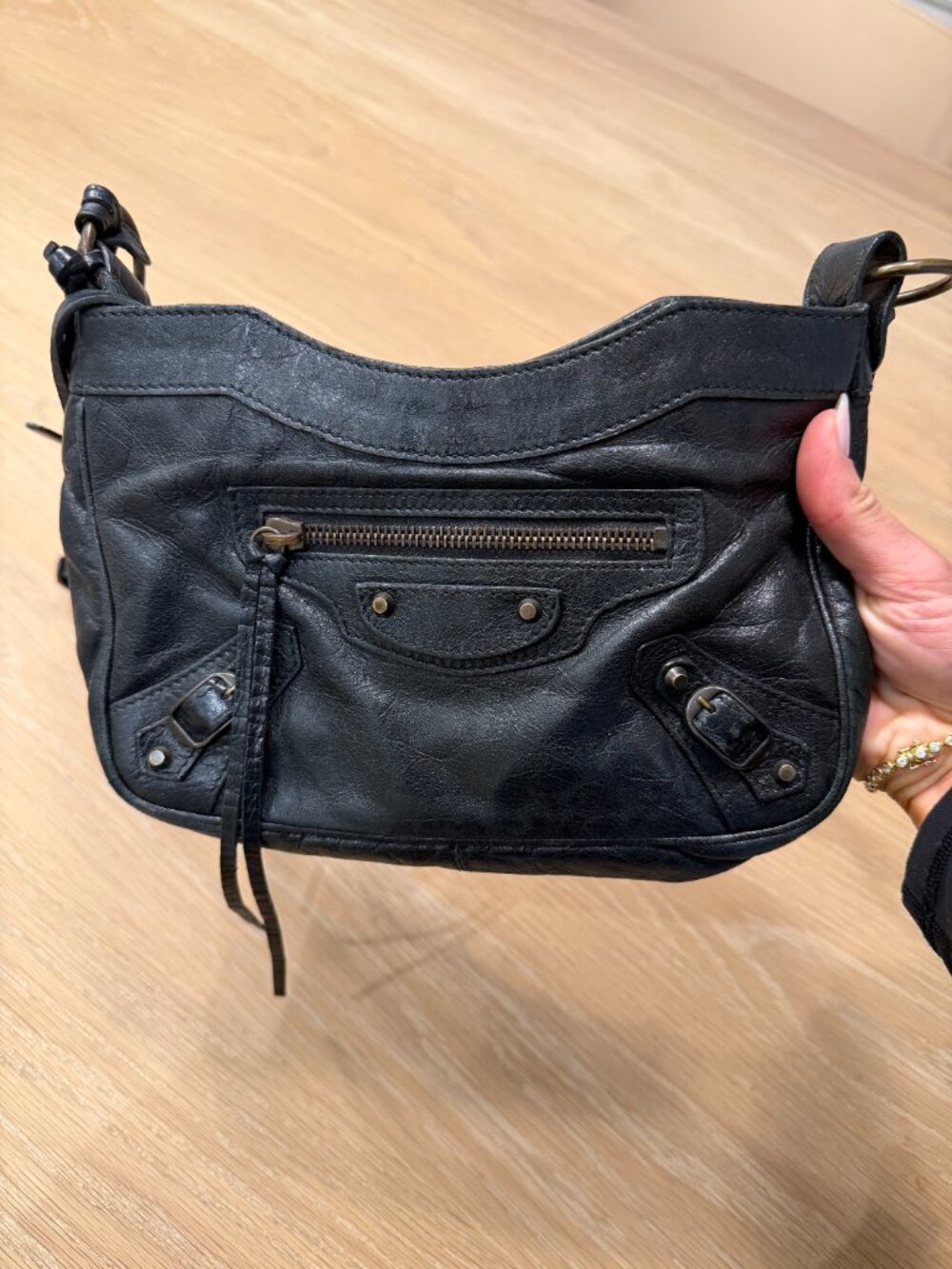 Balenciaga Le City Leather Crossbody (AUTHENTIC, Old Design) (long strap only) - Picture 3 of 9